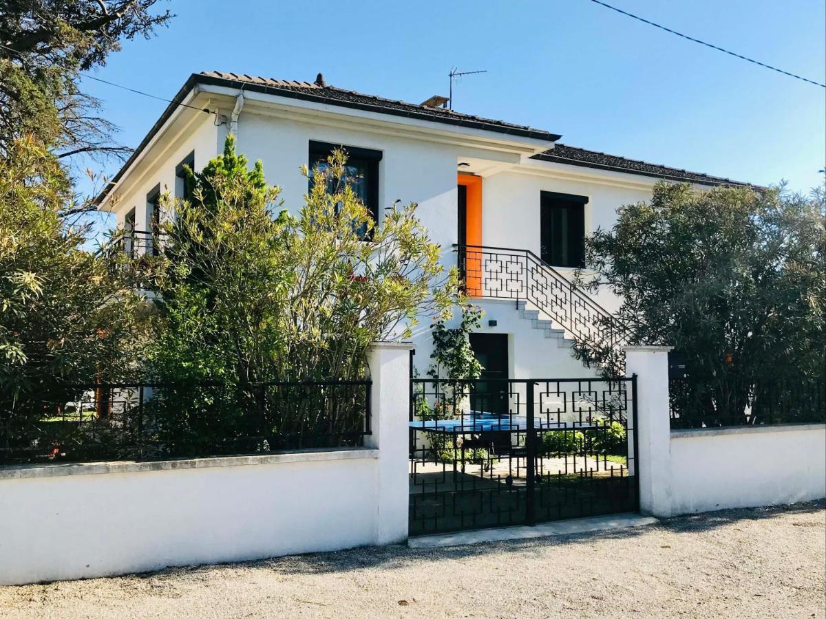 La Maison Pop Appartement meublé indépendant avec jardin Romans-sur-Isère Esterno foto