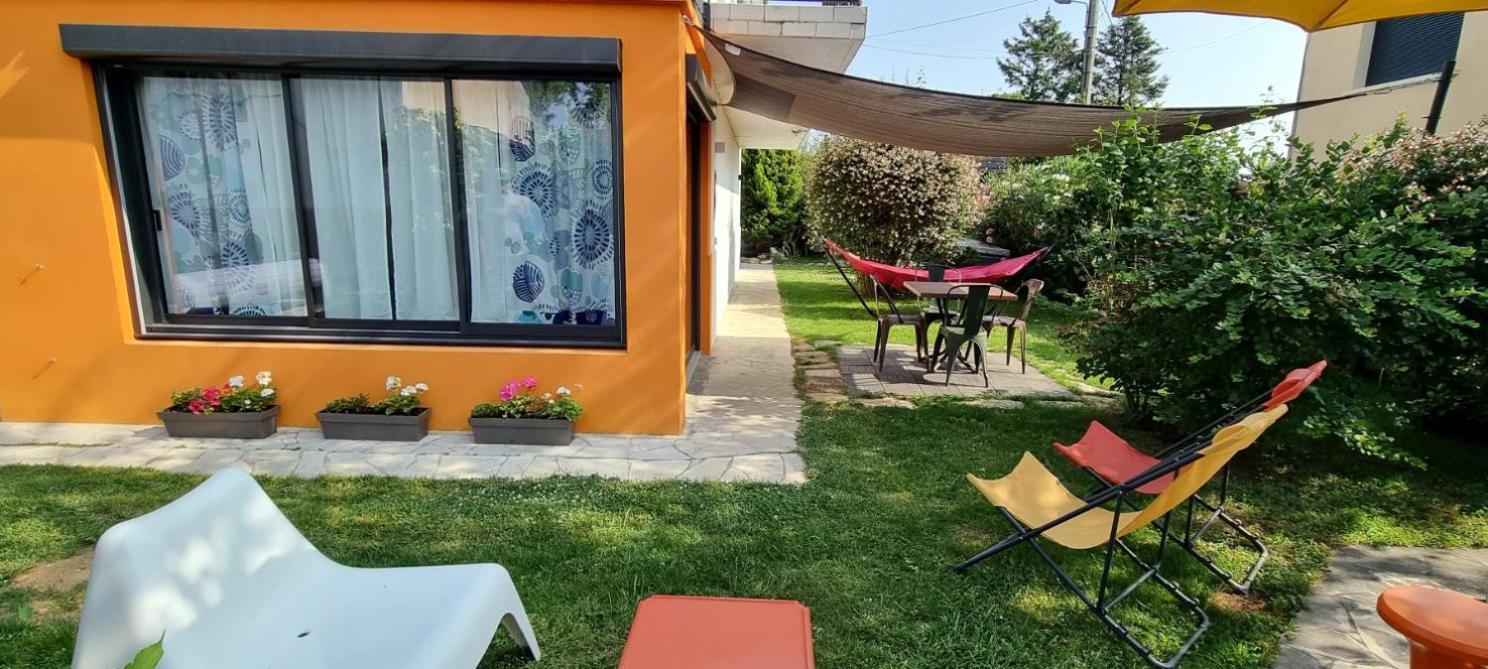 La Maison Pop Appartement meublé indépendant avec jardin Romans-sur-Isère Esterno foto